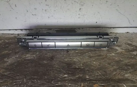 Jaguar XF Hazard light switch 8X2311B650AB 03035500 976800