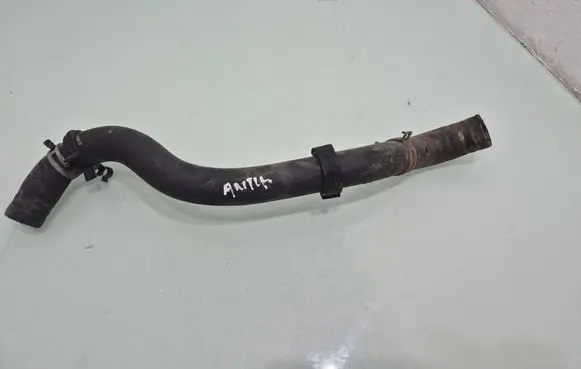 Ford Fiesta Engine coolant pipe/hose 