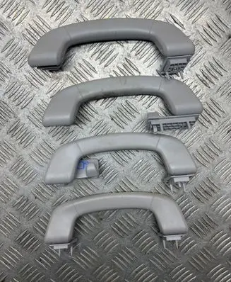 BMW 5 GT F07 A set of handles for the ceiling 