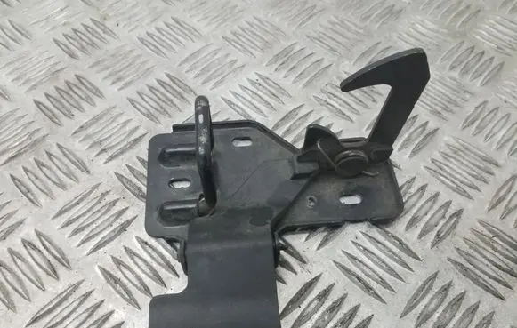 Volkswagen Polo Engine bonnet/hood lock/latch loop/hook 6Q0823480B