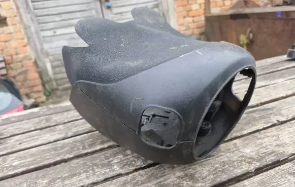 Alfa Romeo 147 Steering wheel trim 