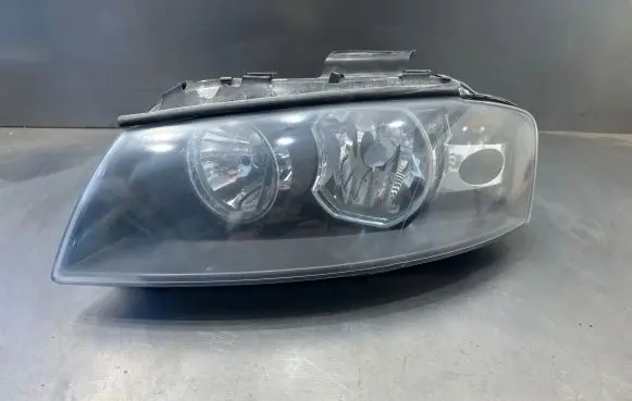 Audi A3 S3 8P Headlight/headlamp 8p0941003a 1039071080