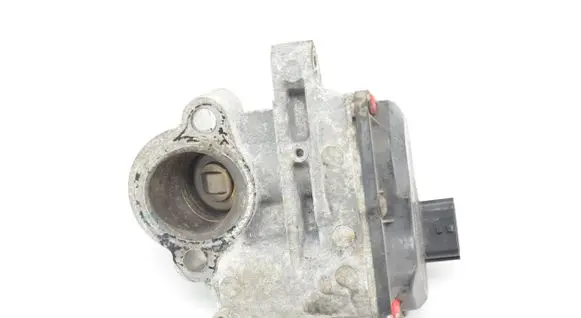 Renault Trafic III (X82) EGR valve 147102408R H8201068965