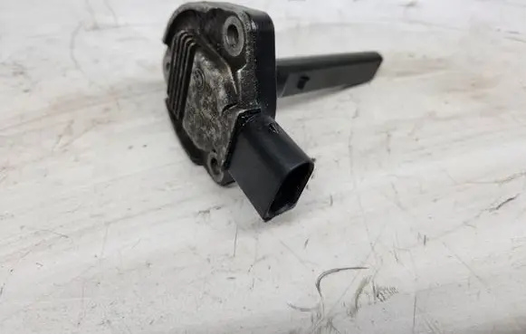 BMW 3 E90 E91 Oil level sensor 7508003