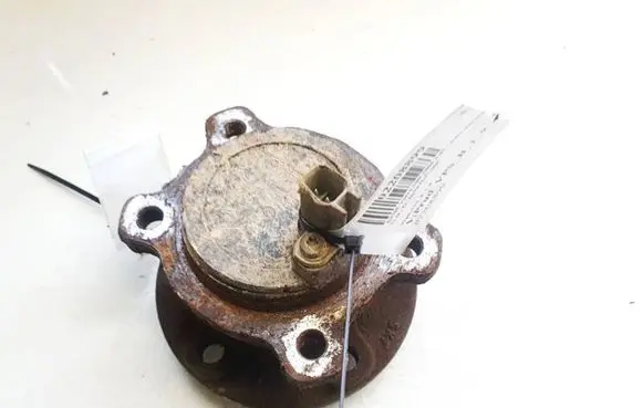 Volvo S80 Rear wheel hub