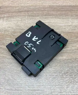 Mercedes-Benz A W169 Aerial antenna amplifier A1698200475