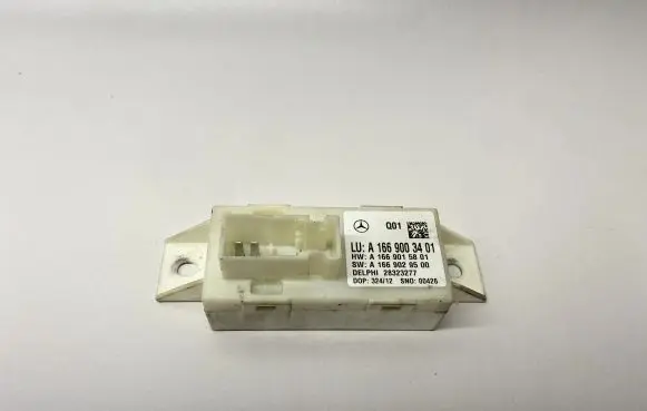 Mercedes-Benz C W204 Light module LCM A1669003401 A1669015801