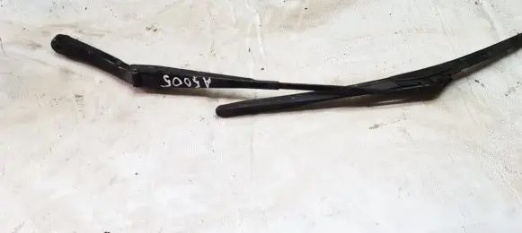 Peugeot Partner Front wiper blade arm 962014680