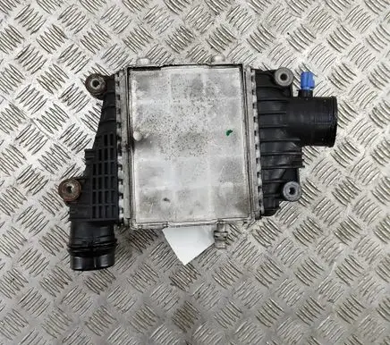 Jaguar F-Pace Intercooler radiator GX736K775AE