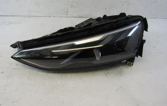 Audi E-tron GT Headlight/headlamp 4J3941085
