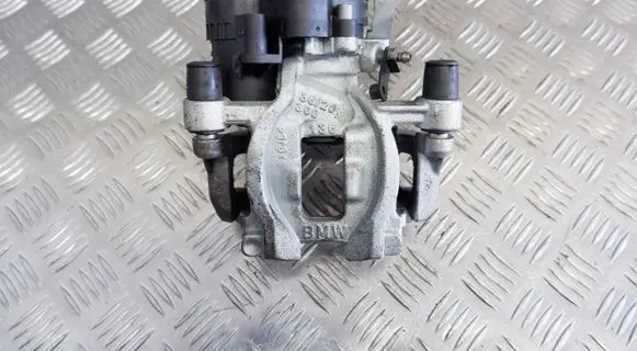 BMW X1 F48 F49 Rear brake caliper 6883028