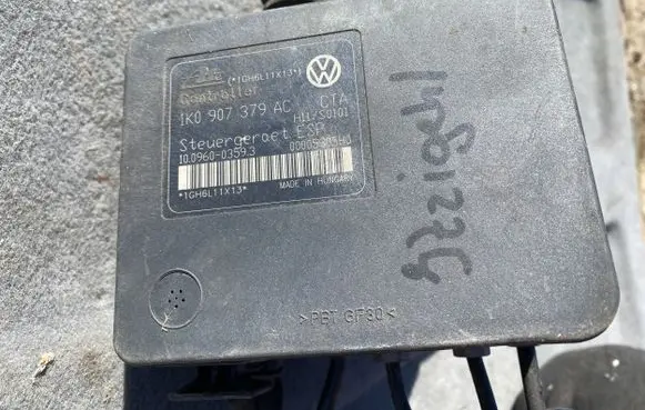 Seat Ibiza IV (6J,6P) ABS Pump 1K0907379AC 10096003593 1K0614517AE