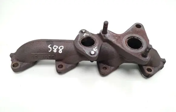 Nissan NV200 Exhaust manifold 468141