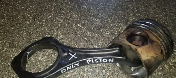 Piston