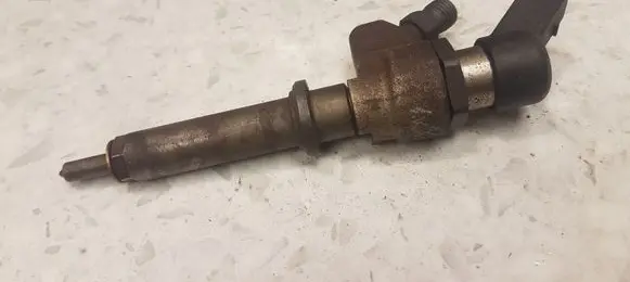 Peugeot 206 Fuel injector 9636819380 0206401928