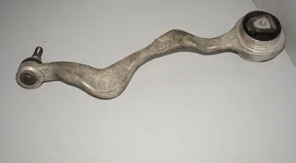 BMW 1 E81 E87 Front lower control arm/wishbone