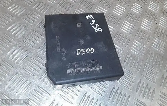 Renault Kangoo II Fuse module 284B68764R