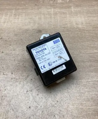Toyota Corolla Verso AR10 Door control unit/module 897410F010