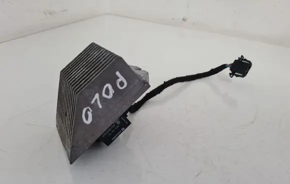 Volkswagen Polo IV 9N3 Heater blower motor/fan resistor 6Q1907521