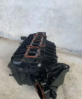 Ford C-MAX II Intake manifold