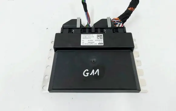 BMW 7 G11 G12 Suspension control unit/module 6894893
