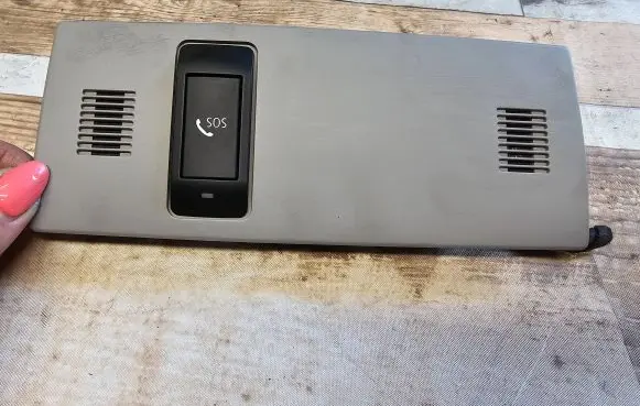 BMW 5 E60 E61 Sos button 691847803 32131401