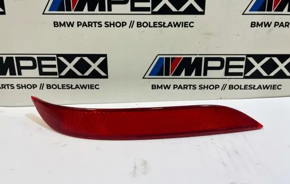 BMW 5 E60 E61 Rear tail light reflector 6915040