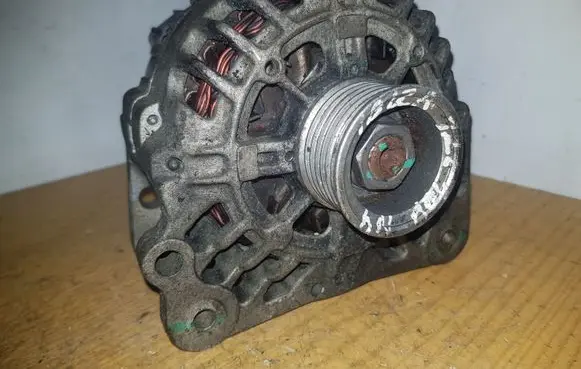 Seat Ibiza III (6L) Generator/alternator 113253 03D90325