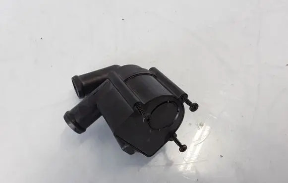 Volvo XC90 Electric auxiliary coolant/water pump 518705030