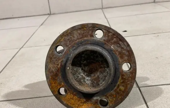 Volvo V70 Rear wheel bearing hub 