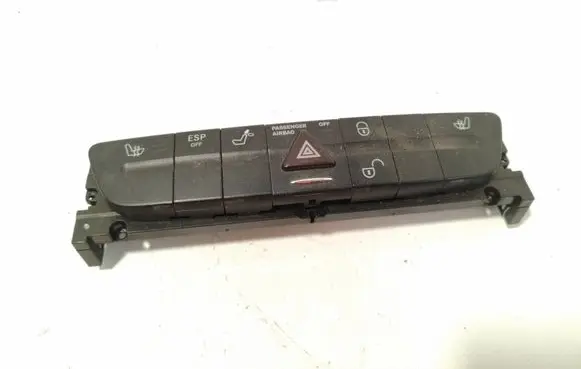 Mercedes-Benz E W211 Hazard light switch 2118217751