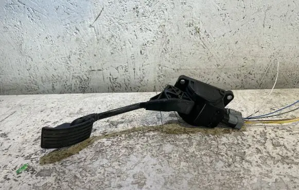 Citroen C5 Accelerator throttle pedal 9672091280