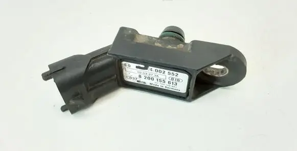 Renault Espace III Air pressure sensor 8200155613