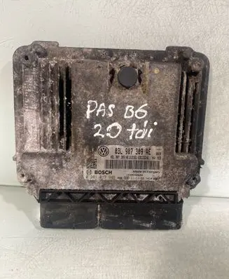 Volkswagen PASSAT B6 Engine control unit/module 03L907309AE 0281017946