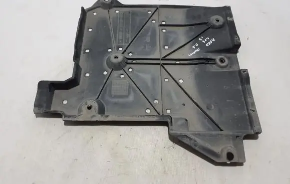Mazda CX-3 Engine splash shield/under tray D09H561Z1