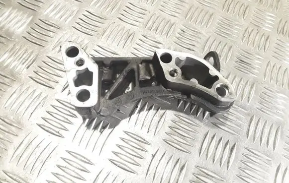 Citroen C2 Engine mounting bracket 9637558580