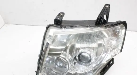Mitsubishi Pajero Headlight/headlamp
