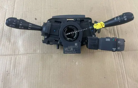 Dacia Dokker Headlight wiper switch 681722712r 479454698r