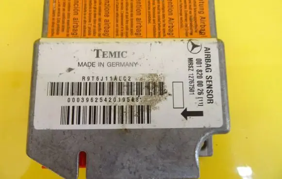 Mercedes-Benz E W210 Airbag control unit/module 0018200026