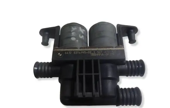 BMW X5 E53 Coolant heater control valve 8374995