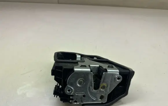 Front door lock
