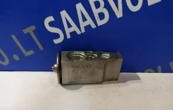 Air conditioning (A/C) expansion valve