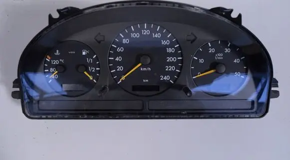 Mercedes-Benz ML W163 Speedometer (instrument cluster) A1635404011