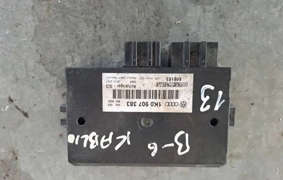 Volkswagen PASSAT B6 Tow bar trailer control unit/module 1K0907383 506153