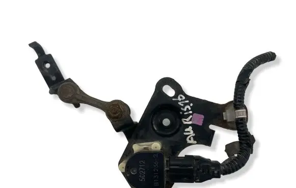 Toyota Auris E180 Rear air suspension level height sensor 