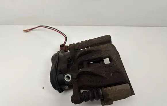 Land Rover Evoque I Rear brake caliper 32337647