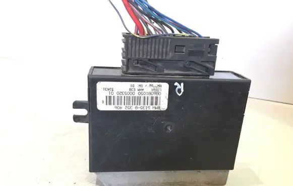BMW 7 E38 Tow bar trailer control unit/module 61358352406 086081050 0005320
