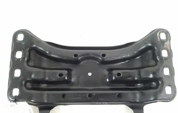 Mercedes-Benz GLK (X204) Gearbox mounting bracket A2042400302