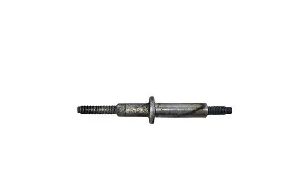 Mazda 6 Fuel Injector clamp holder 