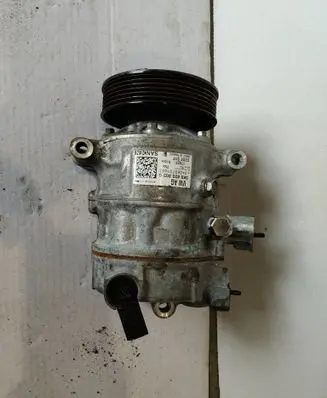 Volkswagen Golf VII Air conditioning (A/C) compressor (pump) 5K0820803G